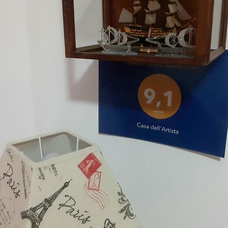 Casa Dell'Artista 1 Bed & Breakfast Salerno Luaran gambar