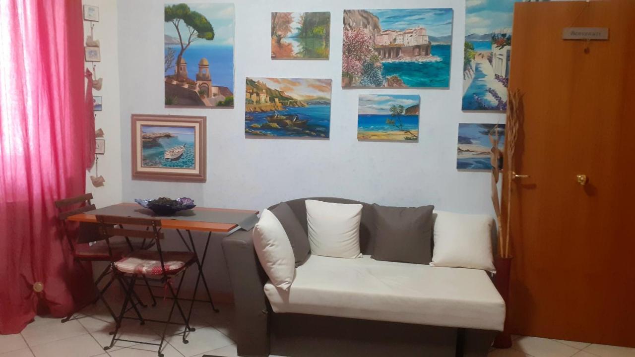 Casa Dell'Artista 1 Bed & Breakfast Salerno Luaran gambar