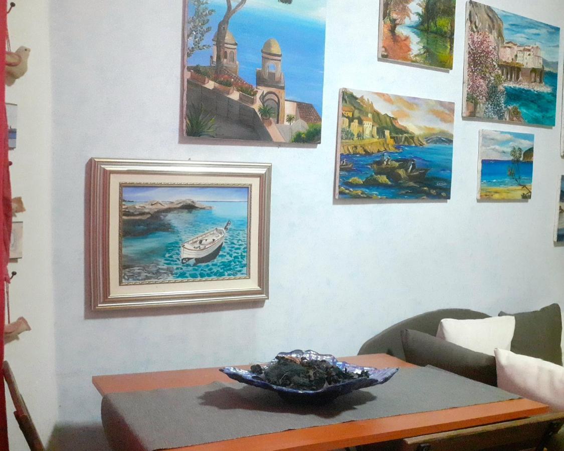 Casa Dell'Artista 1 Bed & Breakfast Salerno Luaran gambar
