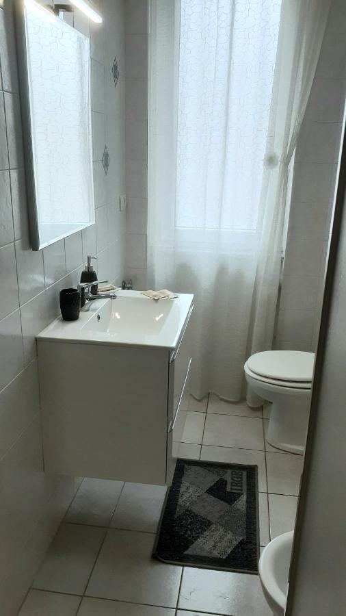 Casa Dell'Artista 1 Bed & Breakfast Salerno Luaran gambar