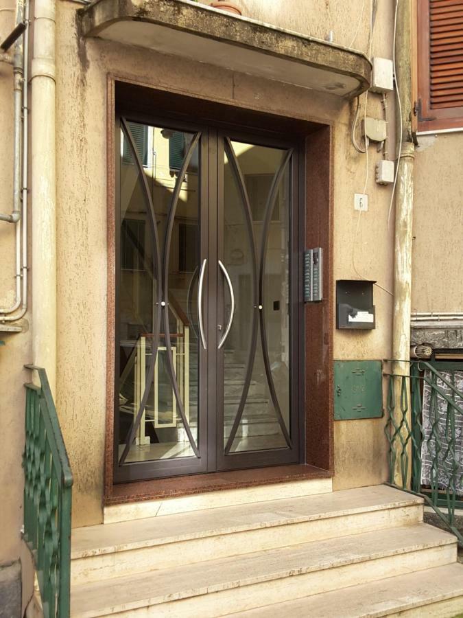 Casa Dell'Artista 1 Bed & Breakfast Salerno Luaran gambar